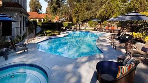 Hotels in Westlake, CA with Outdoor Pool | Hyatt Regency