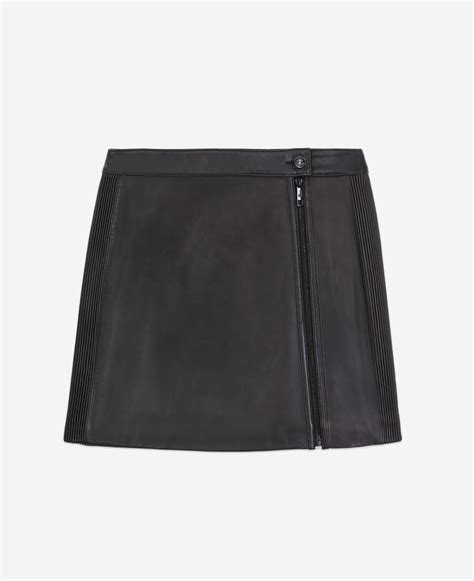 Short Black Leather Skirt With Zip And Pintuck Details The Kooples