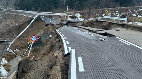 Japan earthquake: Tsunami warnings issued in four countries after quake ...