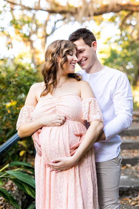 Maternity Photos With Toddler Sugar Spice And Sparkle