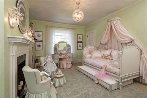 Rooms To Go Kids Princess / 20 Princess Themed Bedrooms Every Girl ...