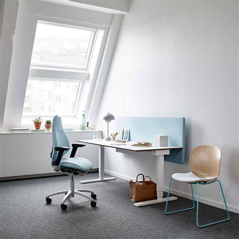 A short history of the colour grey