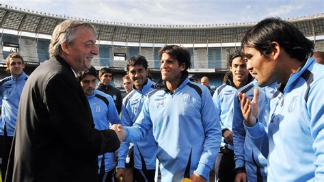 El Día Que Néstor Kirchner Bajó En Helicóptero En La Cancha De Racing Para Motivar A Los