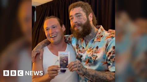 Post Malone Pays Fan M For Magic The Gathering One Ring Card