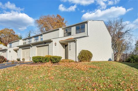 7220 Red Cedar Cir Hollins Va 24019