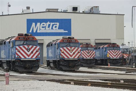 Metra To Buy Low Emission Switch Locomotives Chicago Sun Times