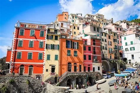 Best Things To Do In Cinque Terre On A Romantic Couples Getaway