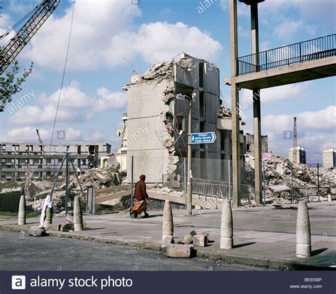 Housing In Hulme Manchester High Resolution Stock Photography and Images - Alamy