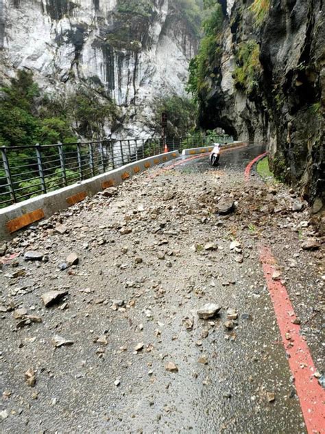 花蓮連續降雨 太魯閣燕子口落石封閉 生活 中央社 Cna