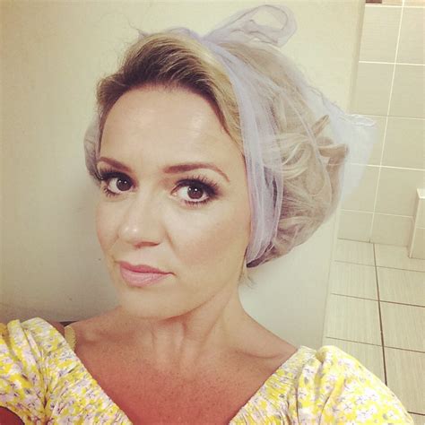 Rachel Leskovac On Twitter Waiting To Go On Set Hollyoaks I Do Love A Hair Net 💁 Hollyoaks