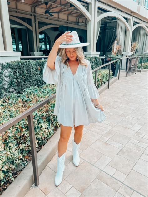 Fall Transitional Pieces World Of Modern Mom