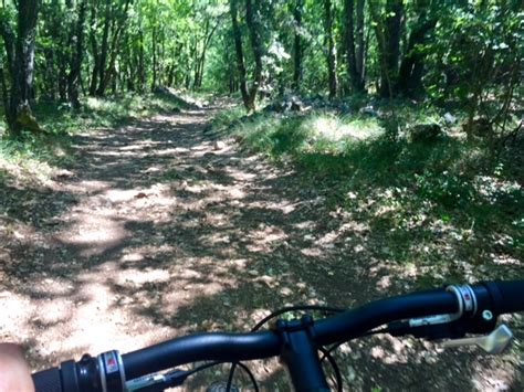 St Cezaire Sur Siagne Le Puits D Amon Vtt Chemins Des Parcs