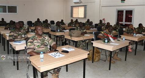 6ème Région Militaire Séjour De La 3ème Promotion De Lecole De Guerre Du Mali Au Pciat Centre