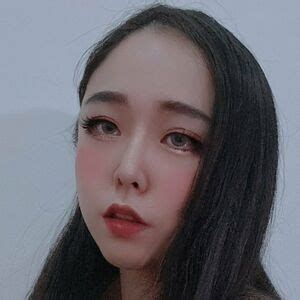 Instakrpice Aka Strawberry Soju Princess Nude Leaks Onlyfans Photo