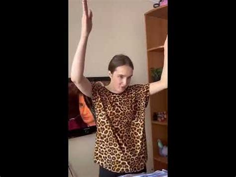 Мама объясняет, что ей нужно принести - YouTube