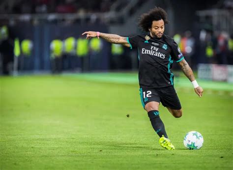 Marcelo Prolonge Au Real Madrid Jusquen 2022 Espagne Real Madrid