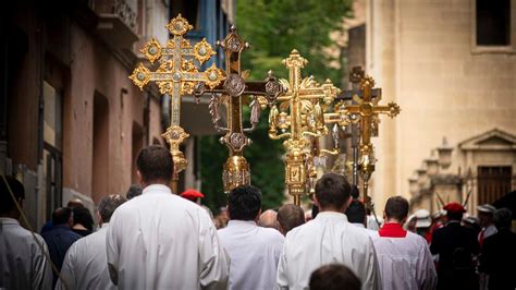 La procesión del Corpus Christi recorre un año más las calles de