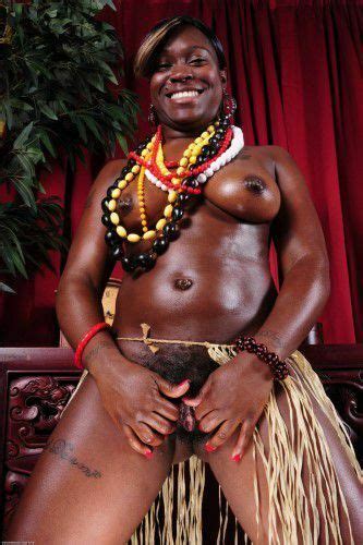 Kiana Love Top Shelf Nude Black Hairy Pussy Pictures