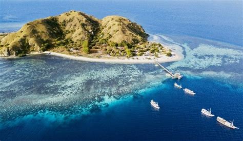 Paket Wisata Tour Labuan Bajo 4 Hari 3 Malam April 2024