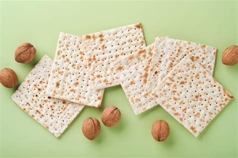 Conceito De Celebra O Da P Scoa Matzah Vermelho Kosher E Noz Ritual