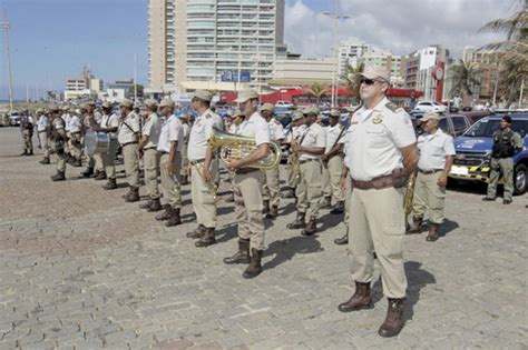 Opera O Ver O Ter Mil Policiais No Patrulhamento De Reas