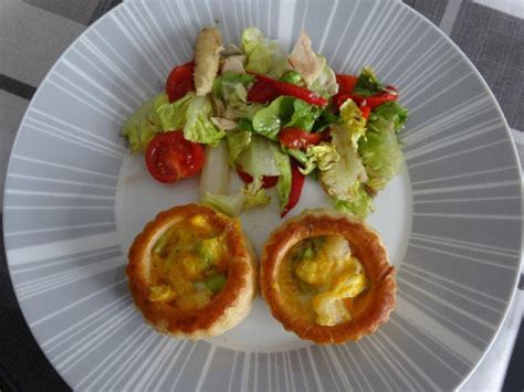 La Cocina De Garana Vol Au Vents De Revuelto De Ajetes Y Gambas