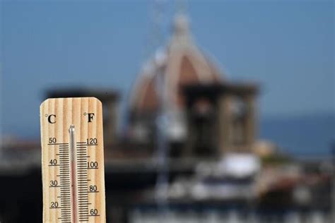 Caldo A Firenze Allerta Rossa Fino Al 25 Agosto