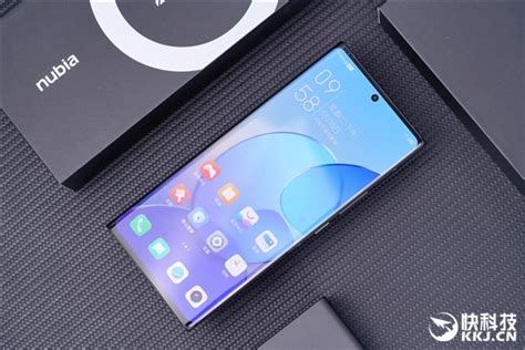 两亿四摄！4999元旗舰努比亚z30 Pro开箱图赏 努比亚图赏努比亚z30 Pro ——快科技驱动之家旗下媒体 科技改变未来