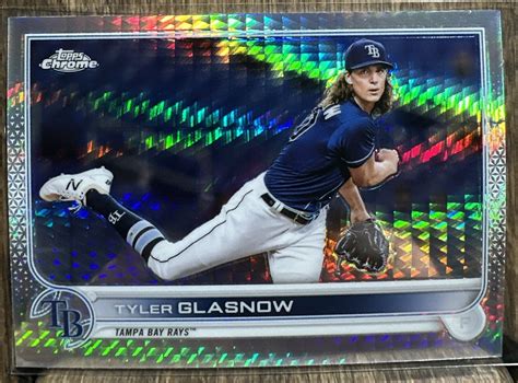 2022 Topps Chrome Baseball Tyler Glasnow 152 Prism Refractor Tampa Bay