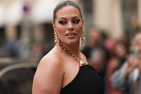 Ashley Graham Says Shes Appreciative Of Her New Tummy Nearly 10