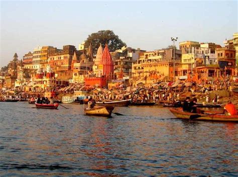 Varanasi Ghats: A Unique Travel Guide Experience By The Holy Ganges » Xplro