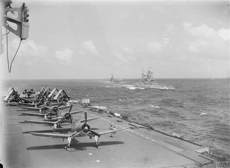 Asisbiz Fleet Air Arm Nas And Nas Corsairs Aboard Hms