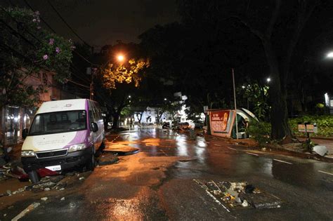 Pânico E Destruição Saiba Como Foi A Tempestade Histórica Que Castigou