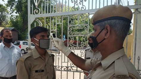 Up Raises Fine For Not Wearing Face Mask In Public To Rs 500 Ahead Of