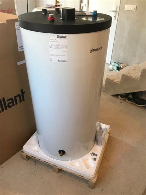 Akumulacijski Bojler 200 L VAILLANT UniSTOR VIH R 200 6 Stojeci