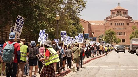 Imbas Gejolak Aksi Unjuk Rasa Pro Palestina Di Kampus UCLA Tunjuk