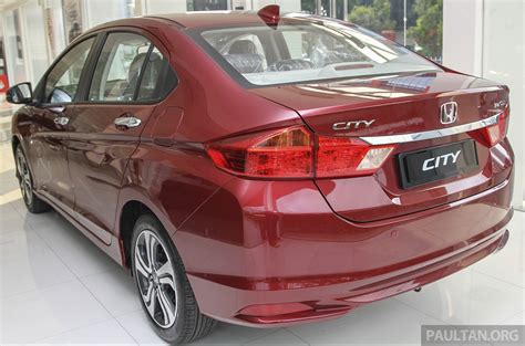 Gallery Honda City 15 V In Dark Ruby Red Pearl Paul Tan Image 375308