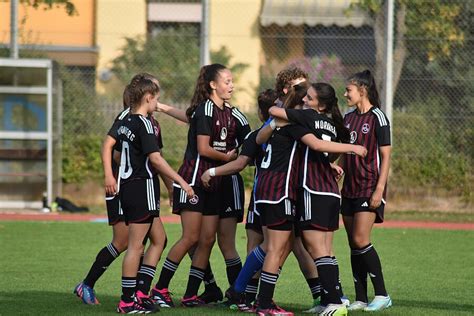 1 FC Nürnberg Das Wochenende der Club Juniorinnen U20 feiert Derbysieg