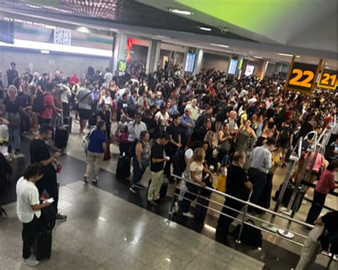 Aeroporto De Congonhas Em S O Paulo Suspende Opera Es Por Falta De