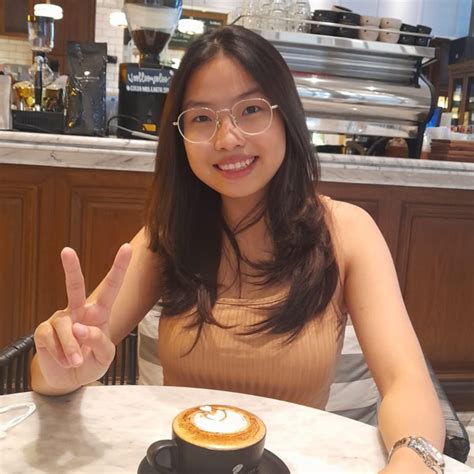 Frisca Fricilia Sim Ottimmo International Surabaya Jawa Timur