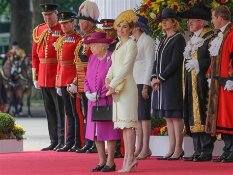 Fotos La Reina Letizia Est De Cumplea Os Un Repaso De Su Vida En