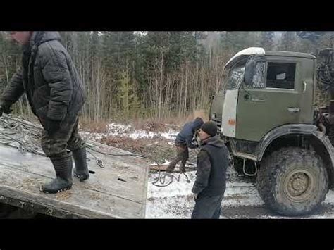 камаз забуксовал на бездорожье - YouTube