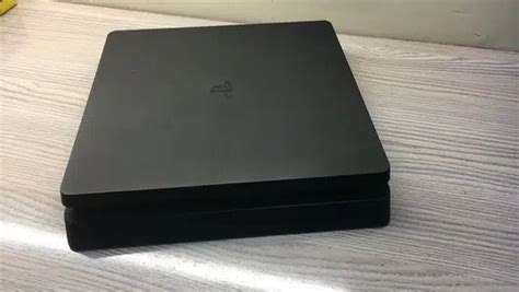 PS4 Slim 1 TB With 2 Controllers GameUtha