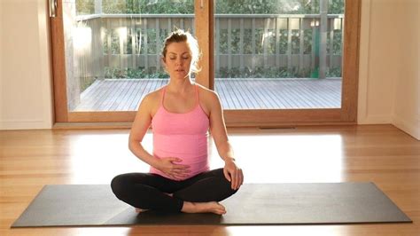 10 Best Pregnancy Stretches Every Mom To Be Should Do