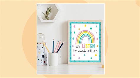 Snapklik World Of Eric Carle Piece Shapes Mini Bulletin Board