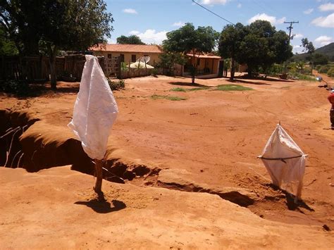 Prefeitura Recupera Estradas Danificadas Por Fortes Chuvas Que