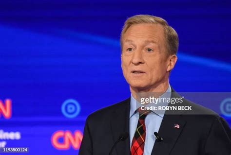 Tom Steyer 2020 Presidential Campaign Photos and Premium High Res ...