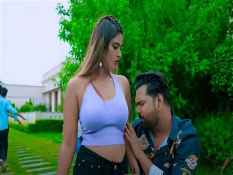 Samar Singh Bhojpuri Song भोजपुरी एक्ट्रेस समर सिंह के साथ आकांक्षा