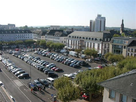 Saarlouis Platanen Leiden Gro Er Markt Muss Umgebaut Werden