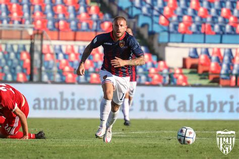 G A Sito Ufficiale Del Cosenza Calcio